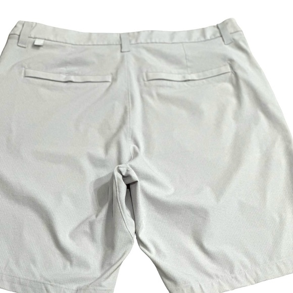 Lululemon Commission Short 9" Mesh Fabric - Picture 7 of 15